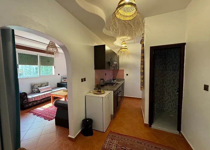 Deluxe Studio